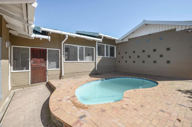 5 Bedroom Property for Sale in Parow North Western Cape